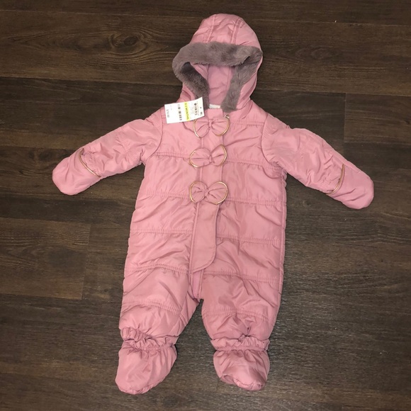 First Impressions
Baby Girls Bow Snowsuit,Size0-3 - Picture 7 of 7